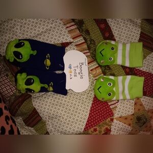 Baby boogie toes socks. Size 0-1